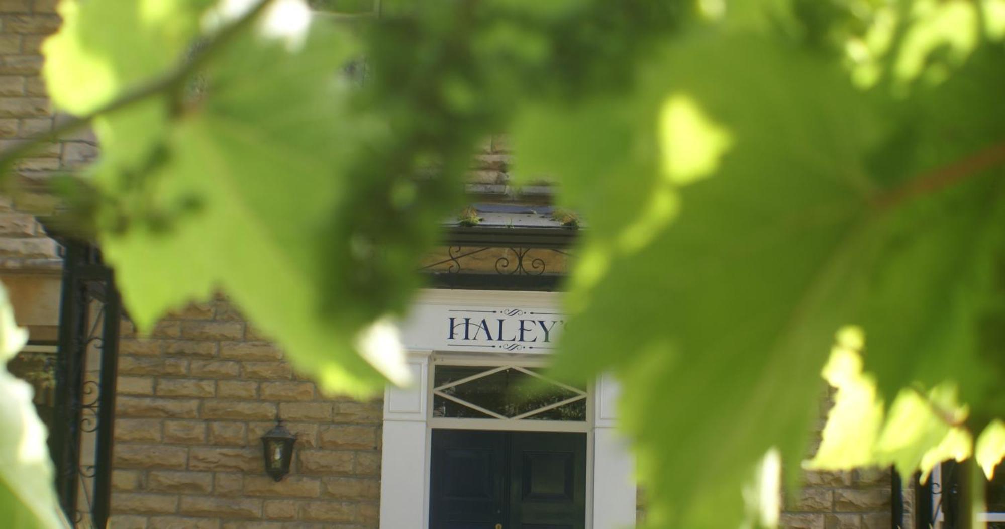 ليدز Haley'S Hotel المظهر الخارجي الصورة